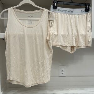 Tommy John small Women's Ivory Pajama Set. Like new